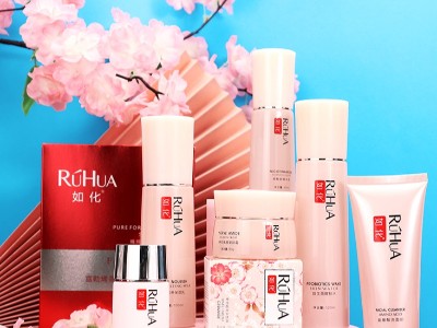 是否還在為產品效果不佳而煩惱？是否因為顧客復購率低而倍感壓力？ #化妝品OEM  #功效護膚品   #護膚品工廠