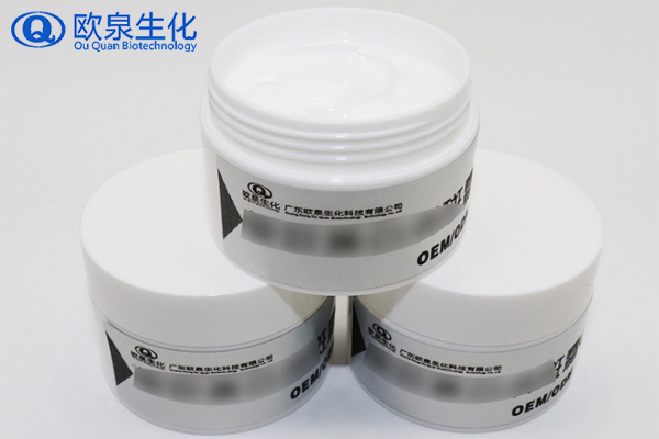 祛斑廠家:導(dǎo)致肌膚長斑的原因有哪些？